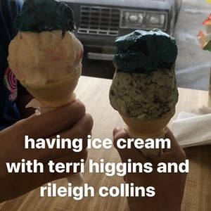 Meet your Posher, Ava